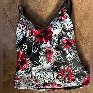 Jantzen Classics tankini top built in bra cups 8 swimsuit top floral black red